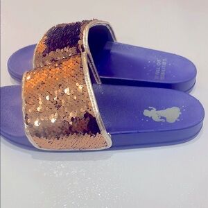 Disney Princess Jasmine Sequins Slide ( 2 way sequins: purple or gold)